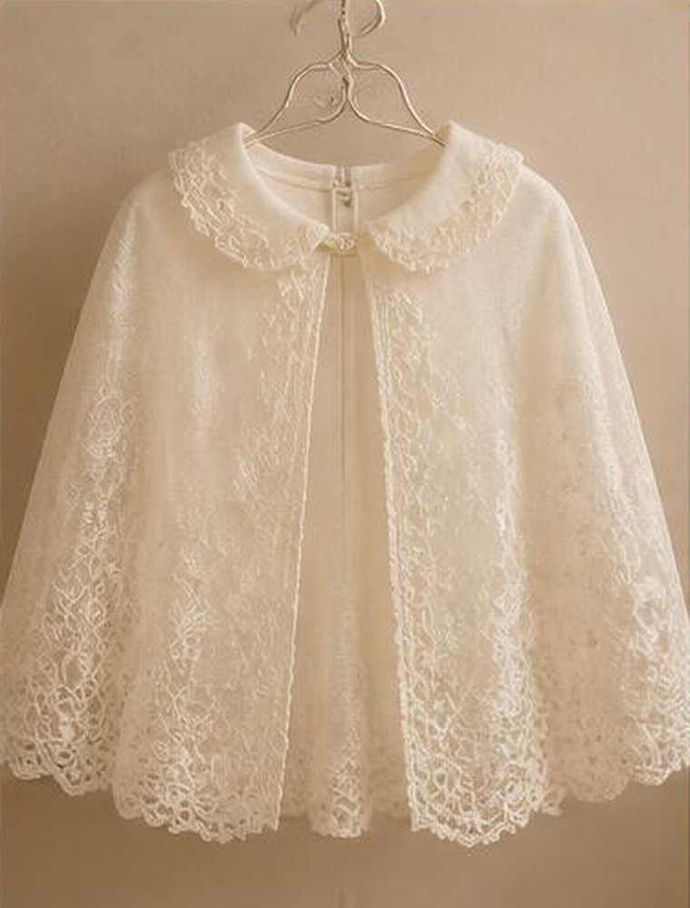 Newborn lace ceremony cape