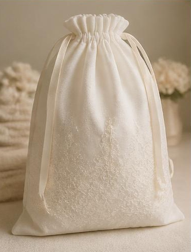 Newborn lace laundry pouch