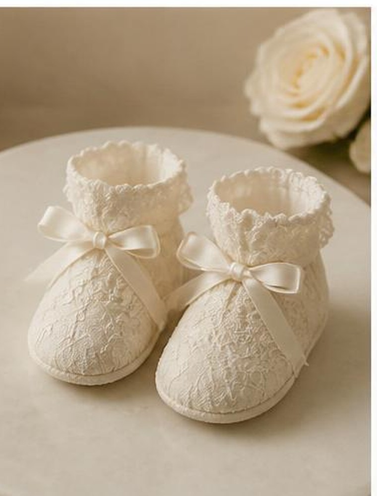 Baby lace booties