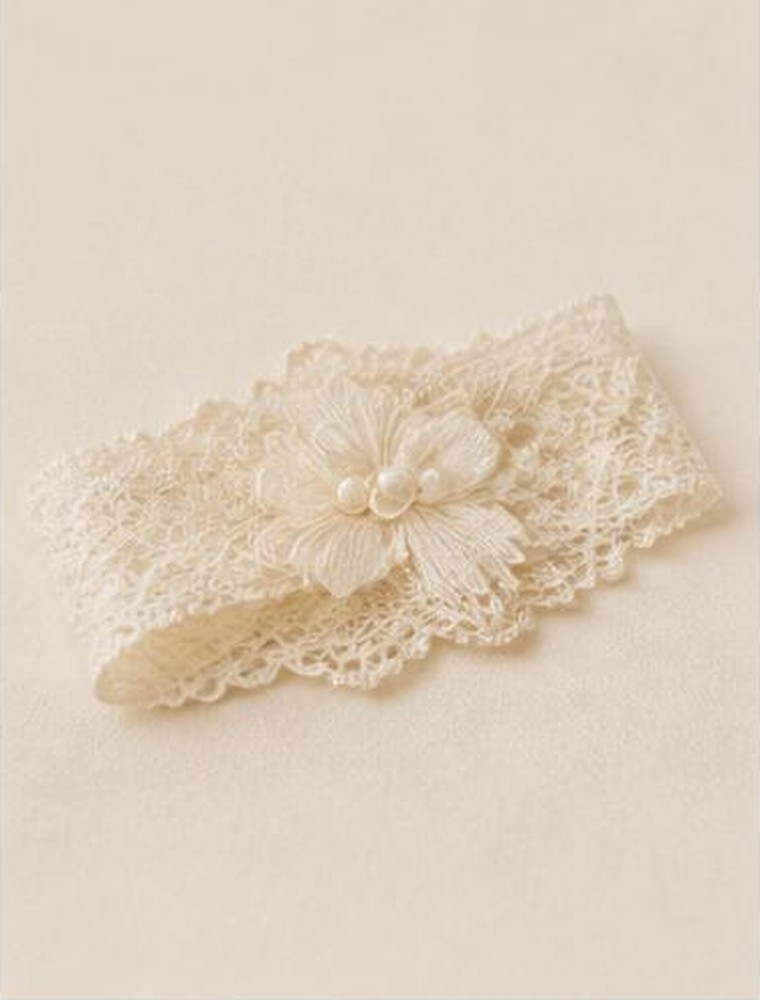 Newborn lace headband